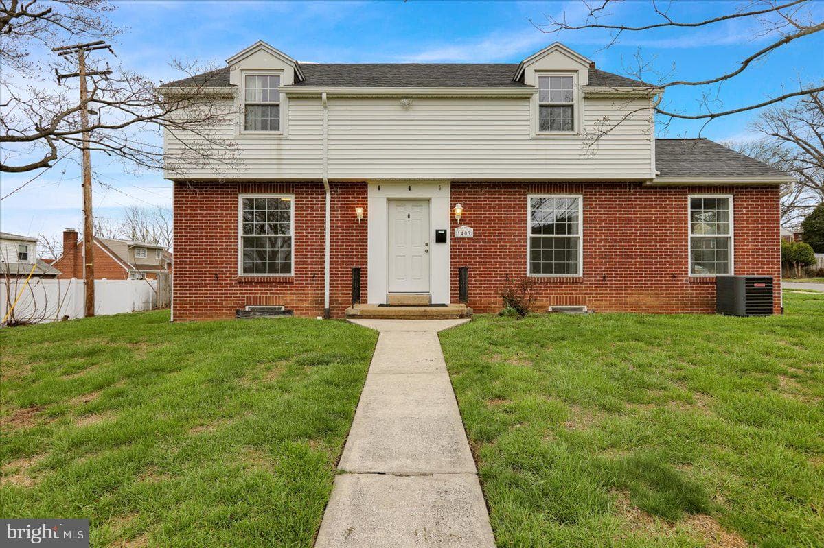 1403 College Avenue photo 1