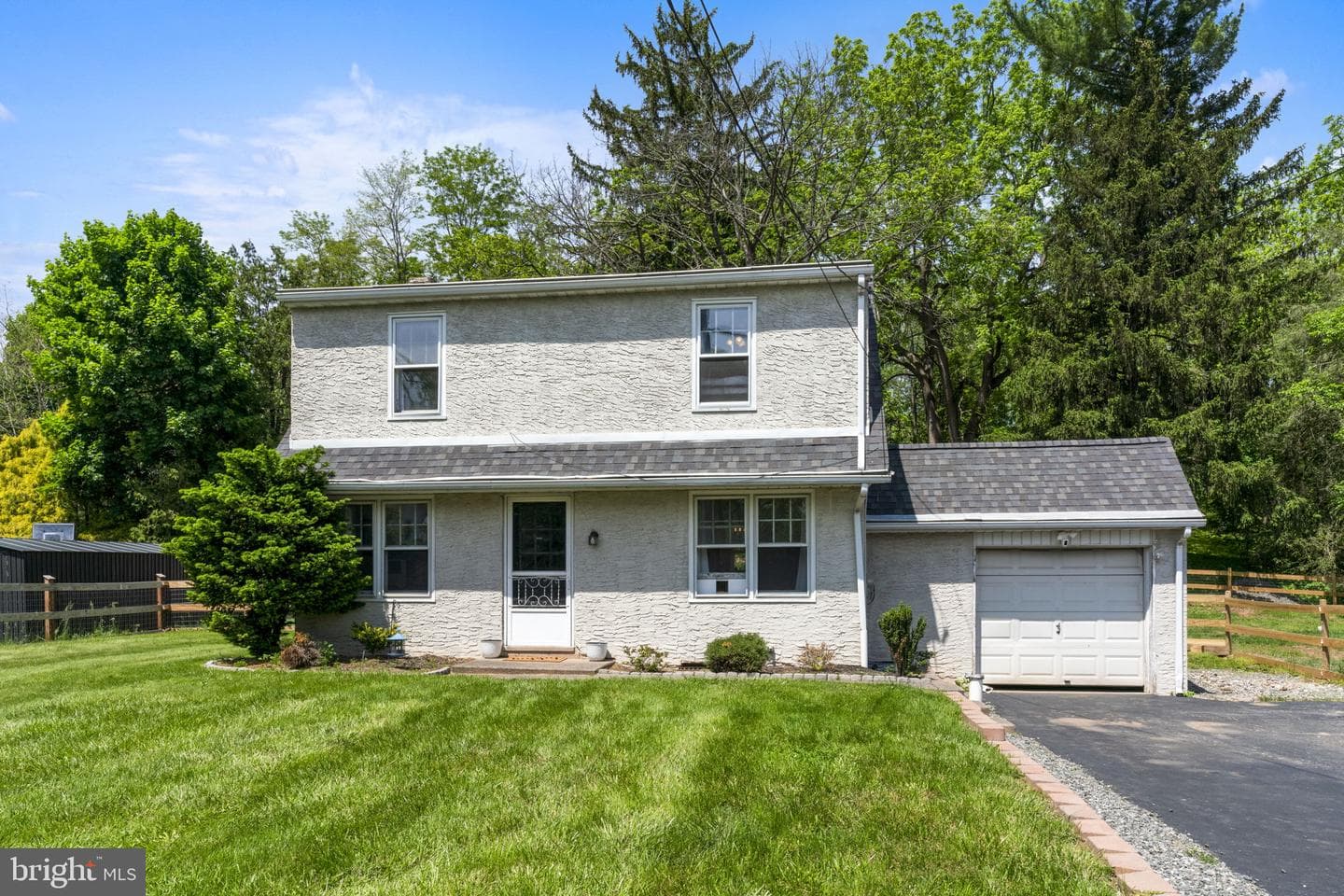 1607 Weavertown Road photo 1