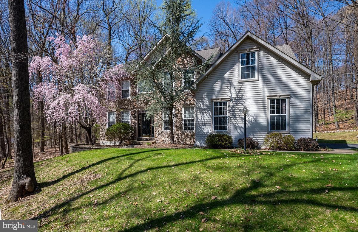 17 Ronald Glenn Avenue photo 1