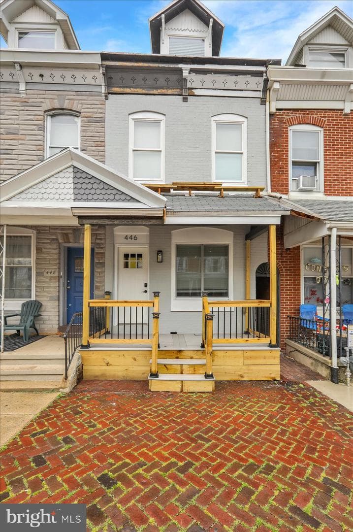 446 S 15th Street photo 1
