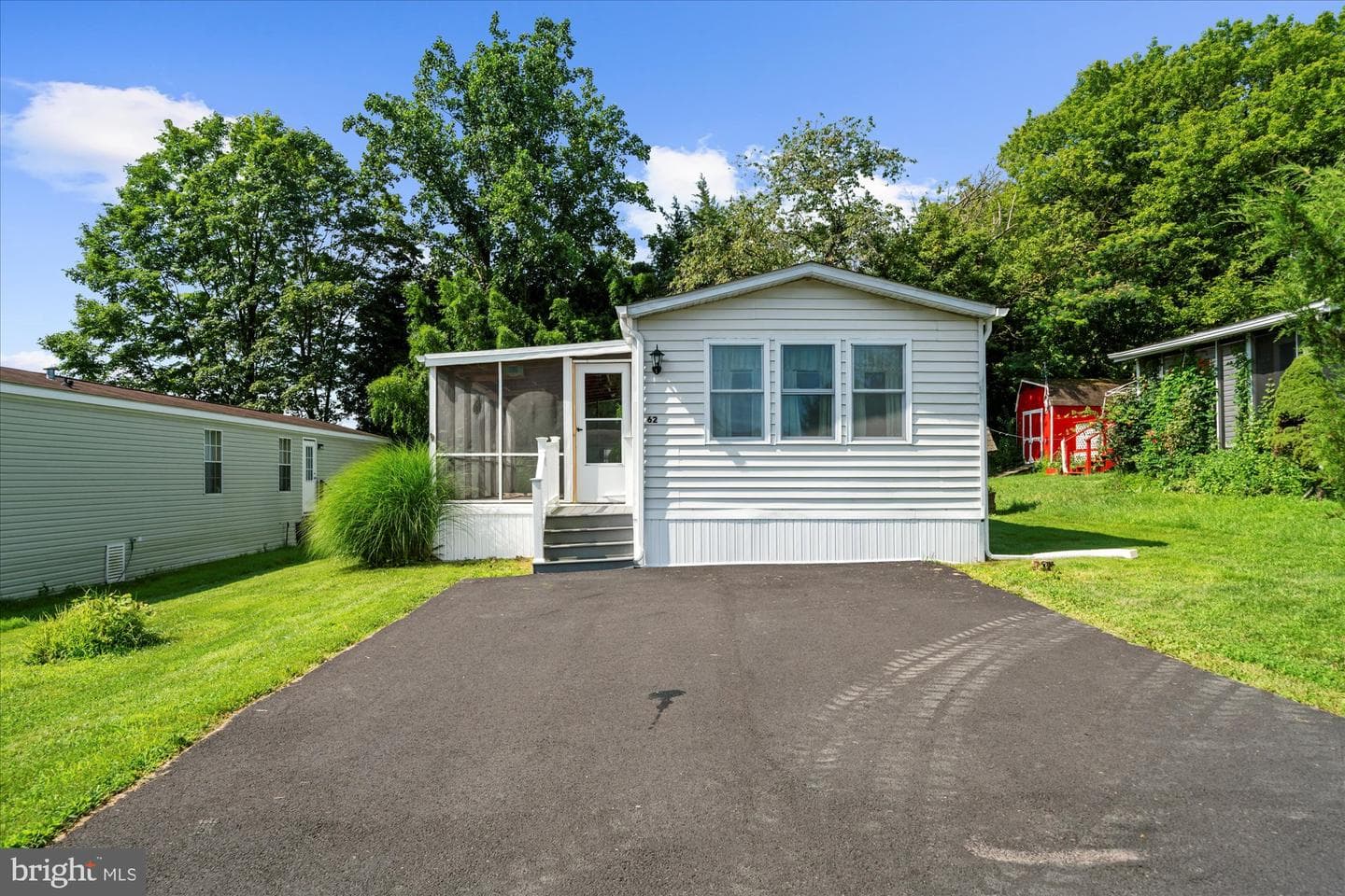 62 Ashford Lane photo 1