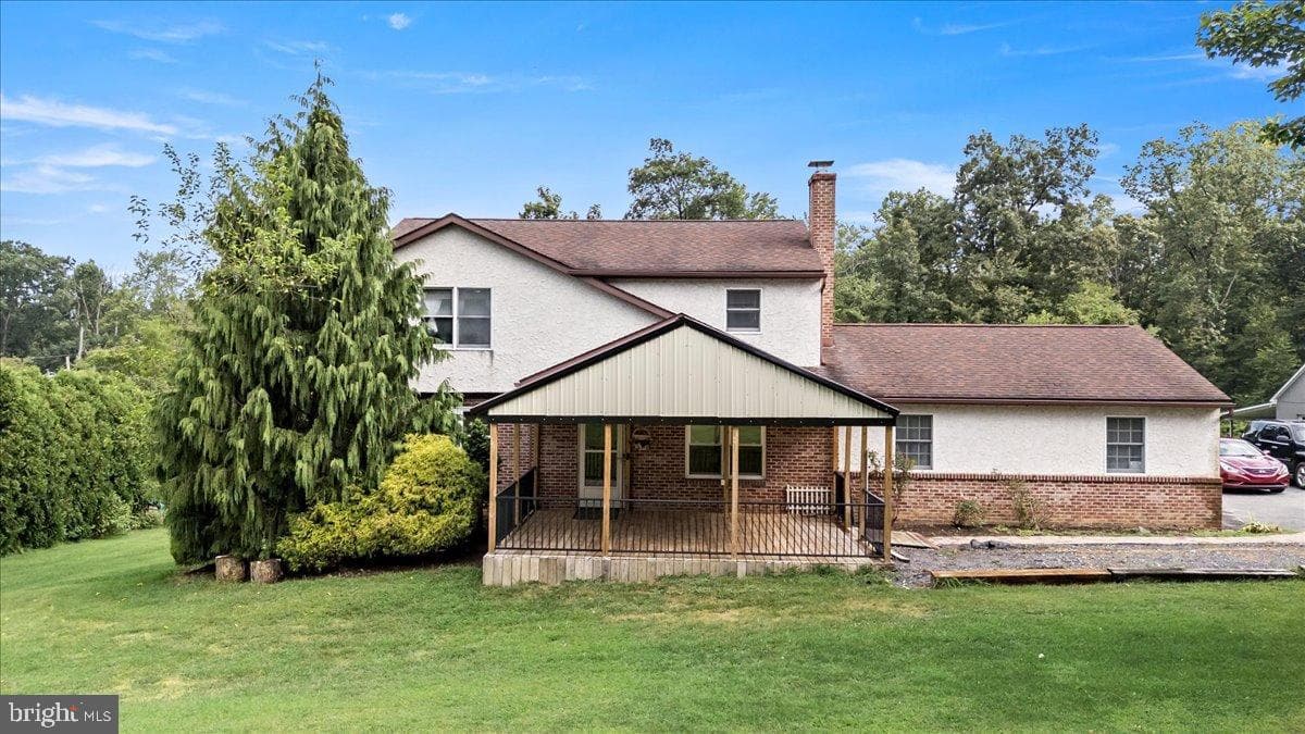 145 Fredericksville Road photo 1