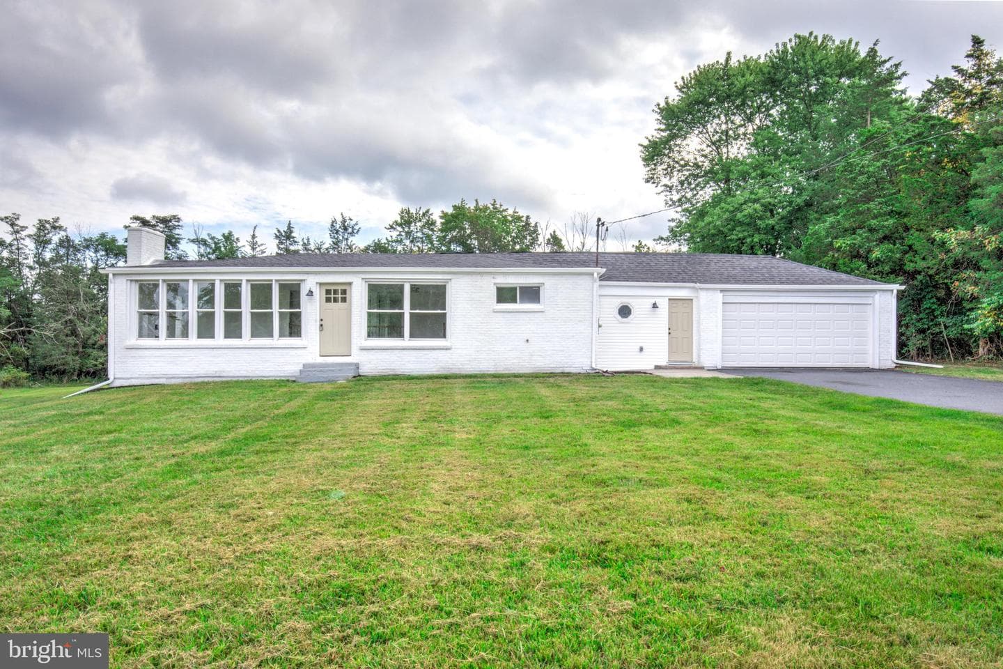353 Douglass Drive photo 1