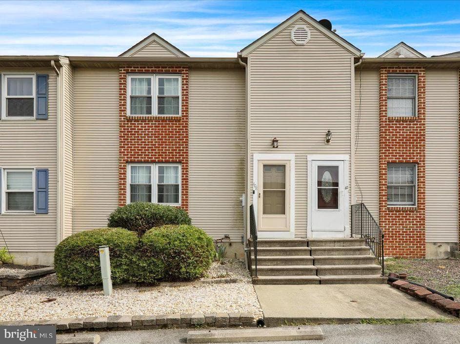 408 White Birch Lane photo 1