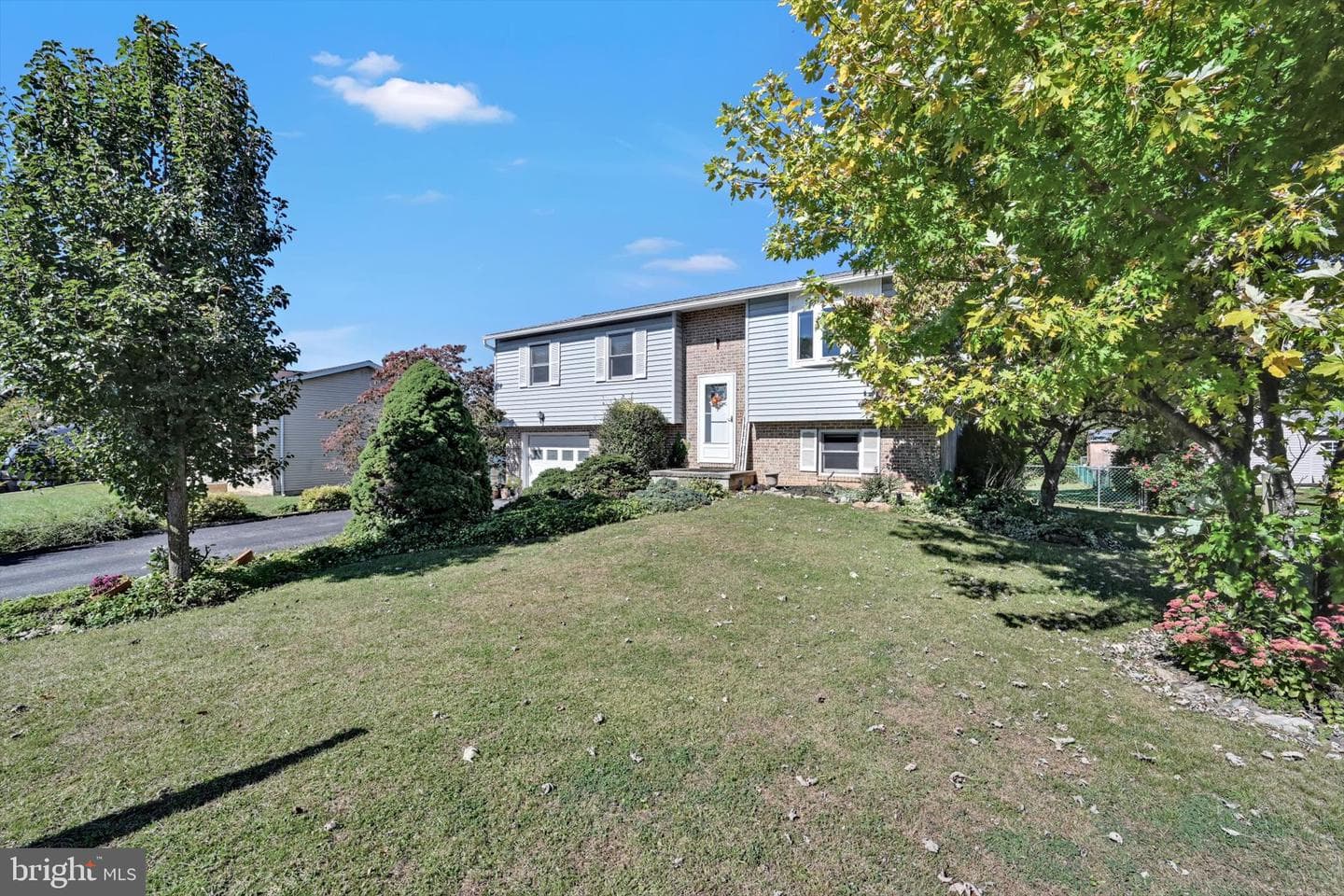 1105 Showers Lane photo 1