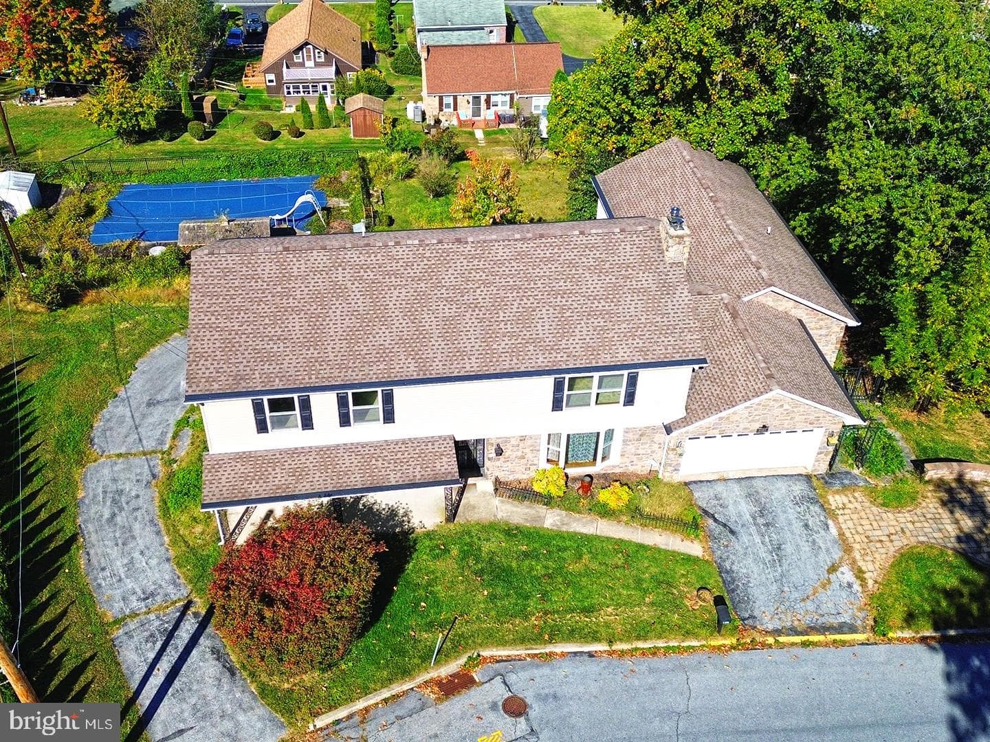1018 Crestview Avenue photo 1