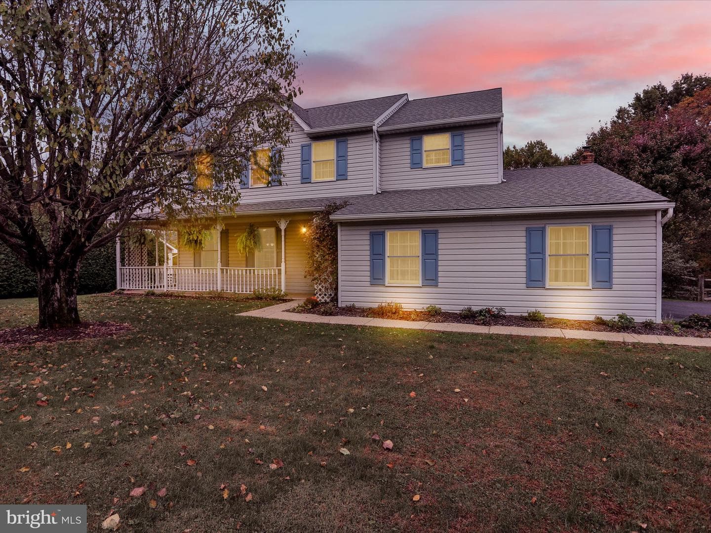 833 Pine Heights Road photo 1