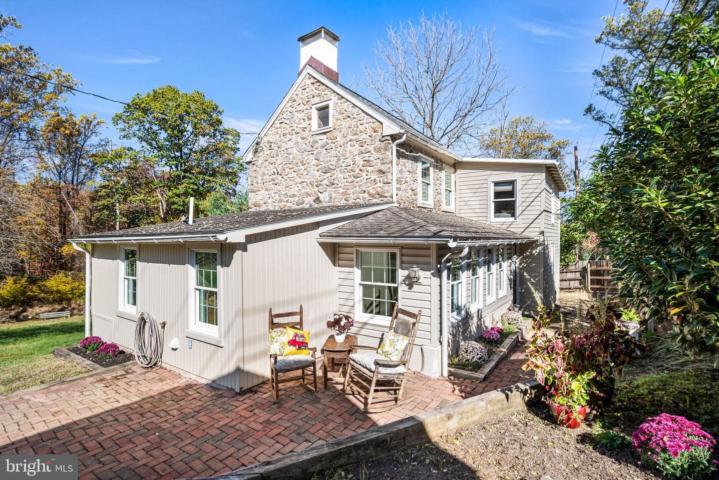 84 Sunset Hill Road photo 1