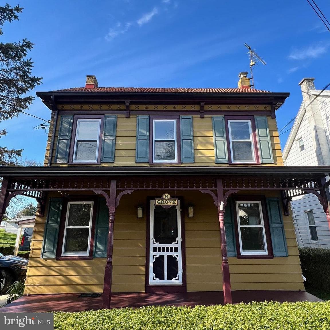14 Grove Road photo 1