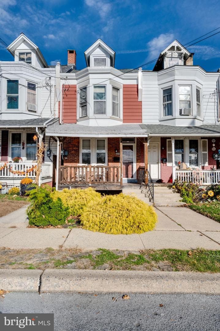 117 E High Street photo 1