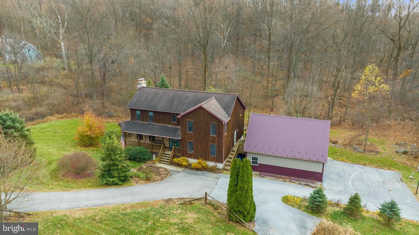 28 High View Lane