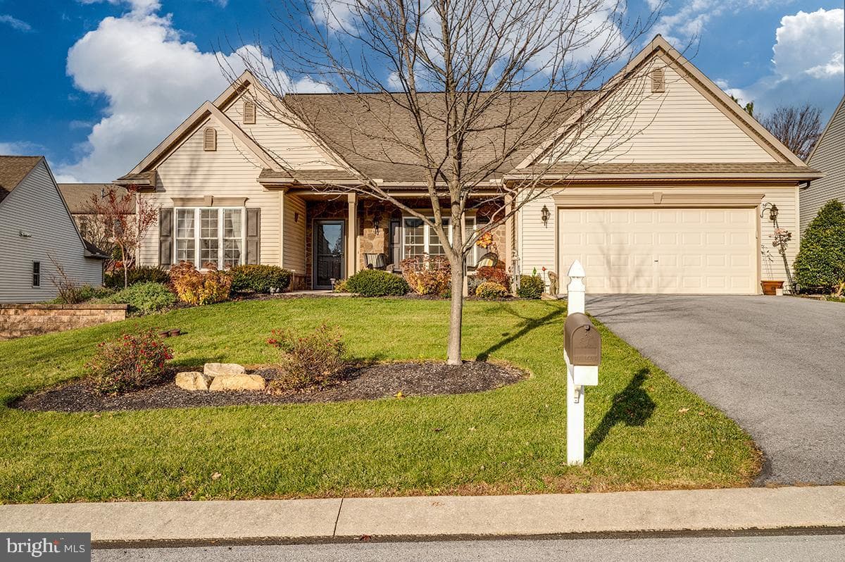 45 Winterberry Lane photo 1