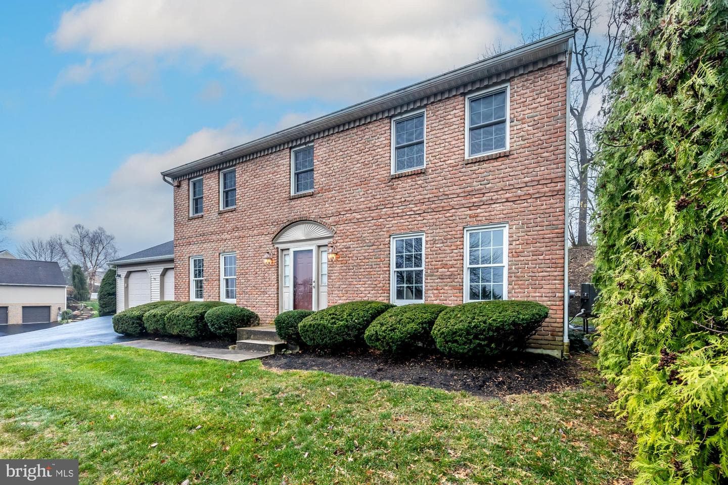 30 Estates Drive photo 1