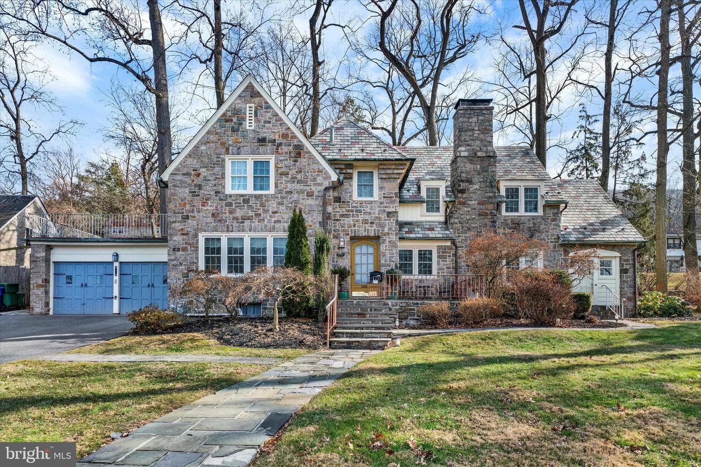 1711 Alsace Road photo 1