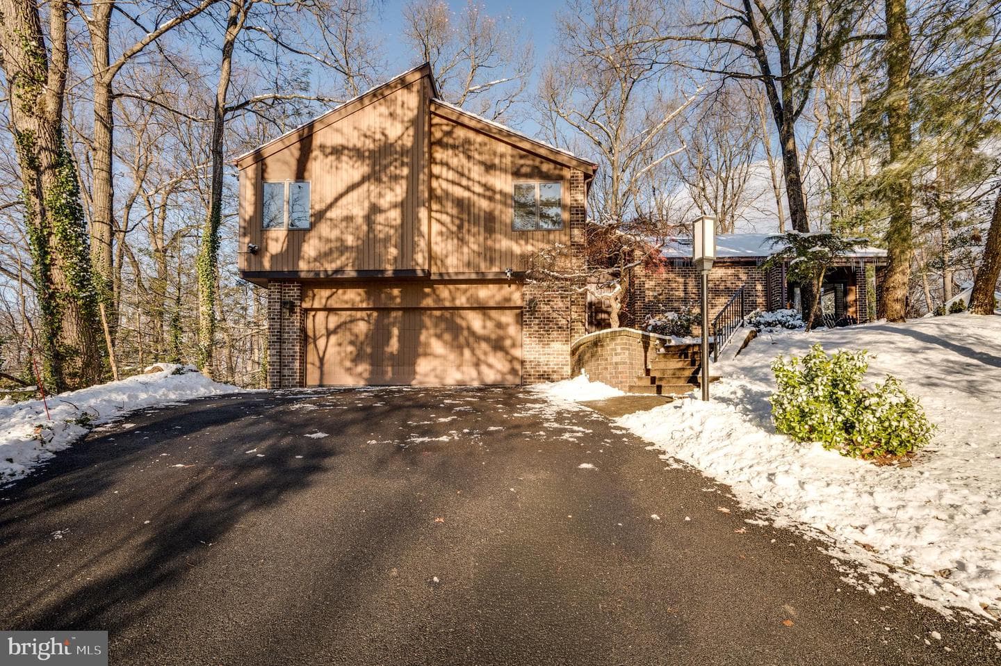 27 Eagle Lane photo 1