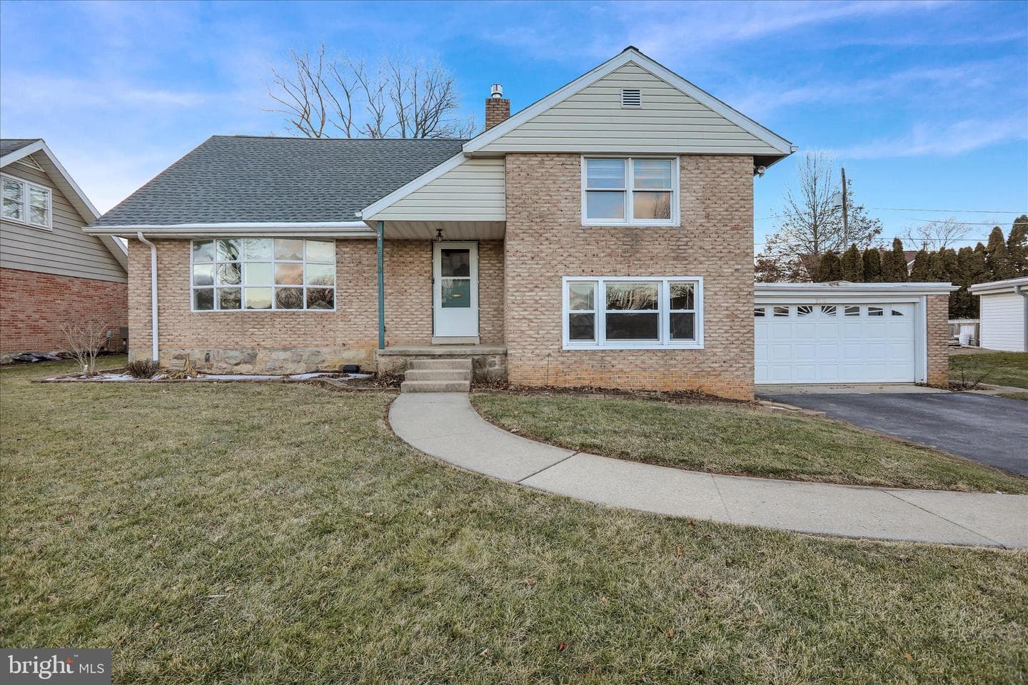 2313 Bressler Drive photo 1
