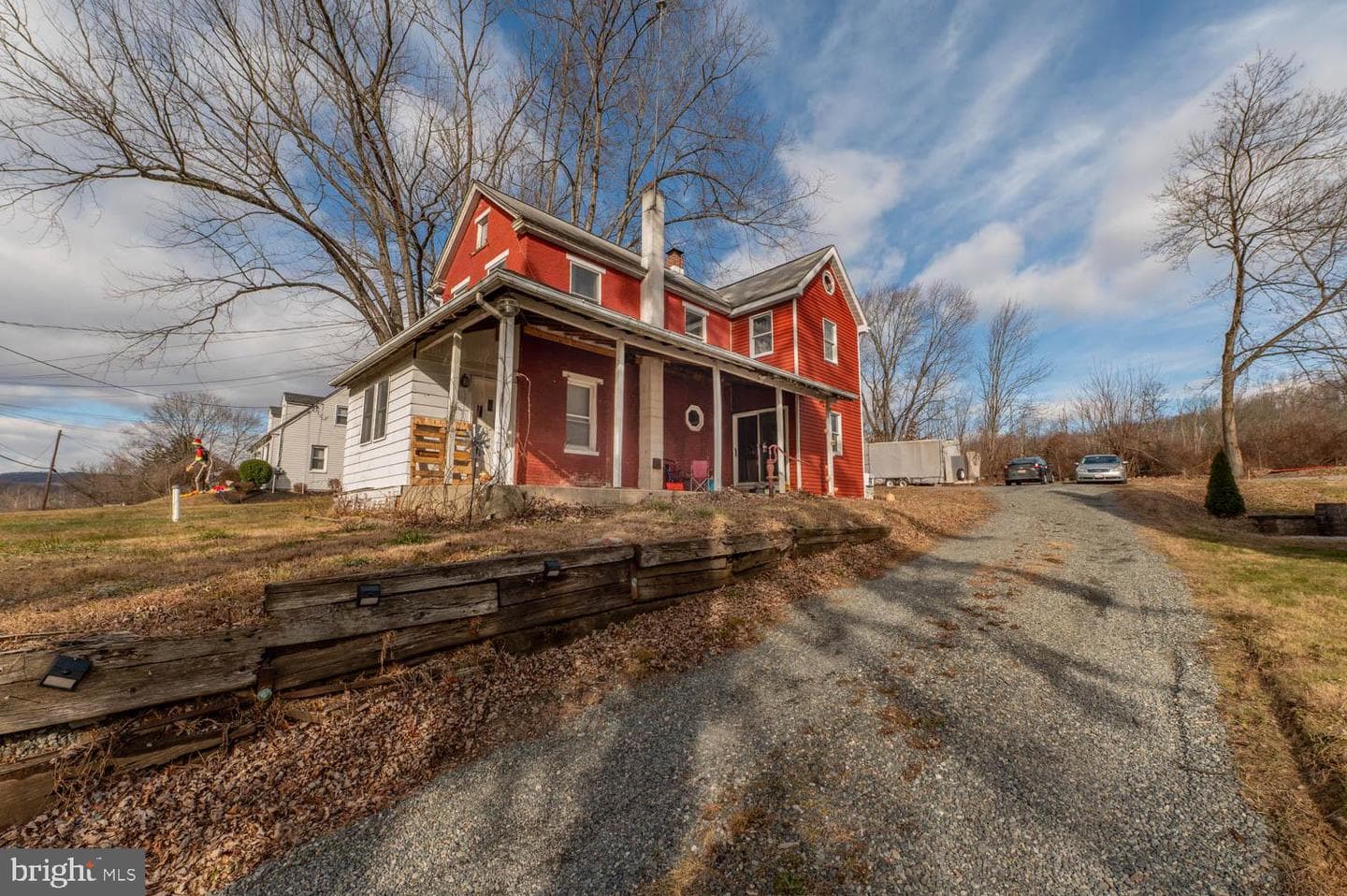 2039 Farmington Avenue photo 1