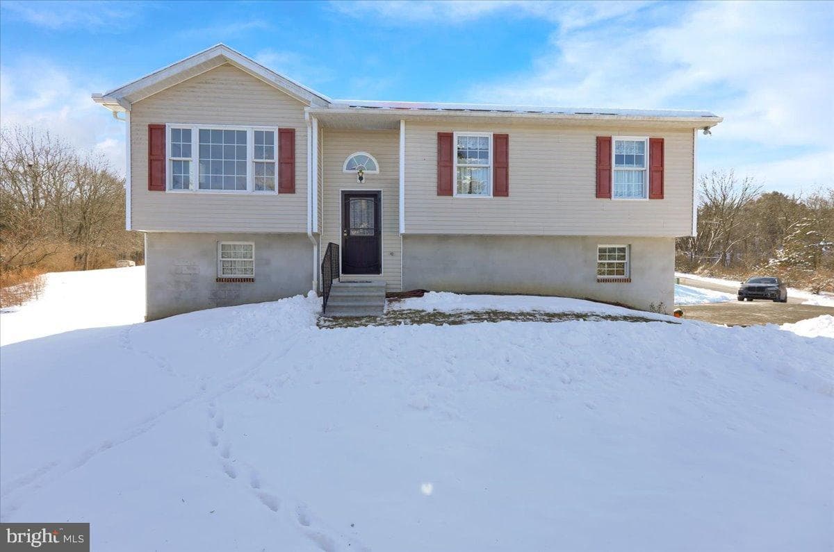 926 Sleepy Hollow Drive photo 1