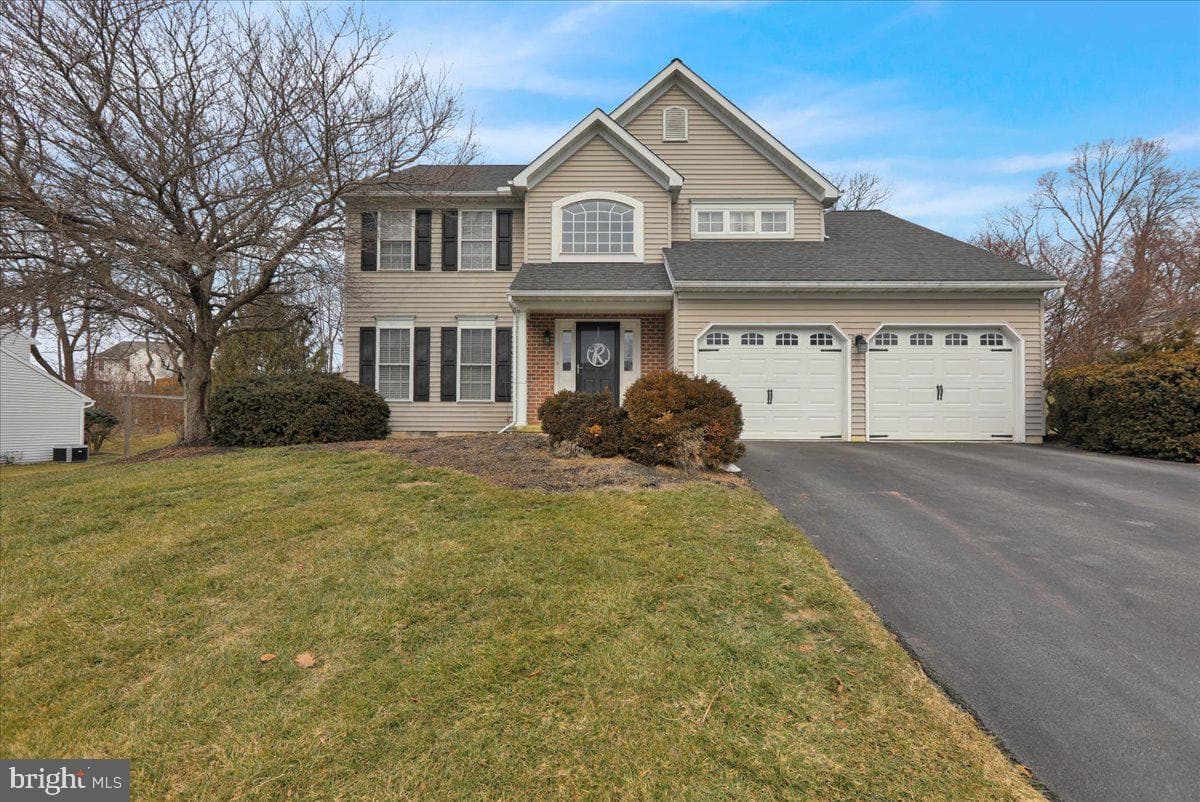 6 Lenape Drive photo 1