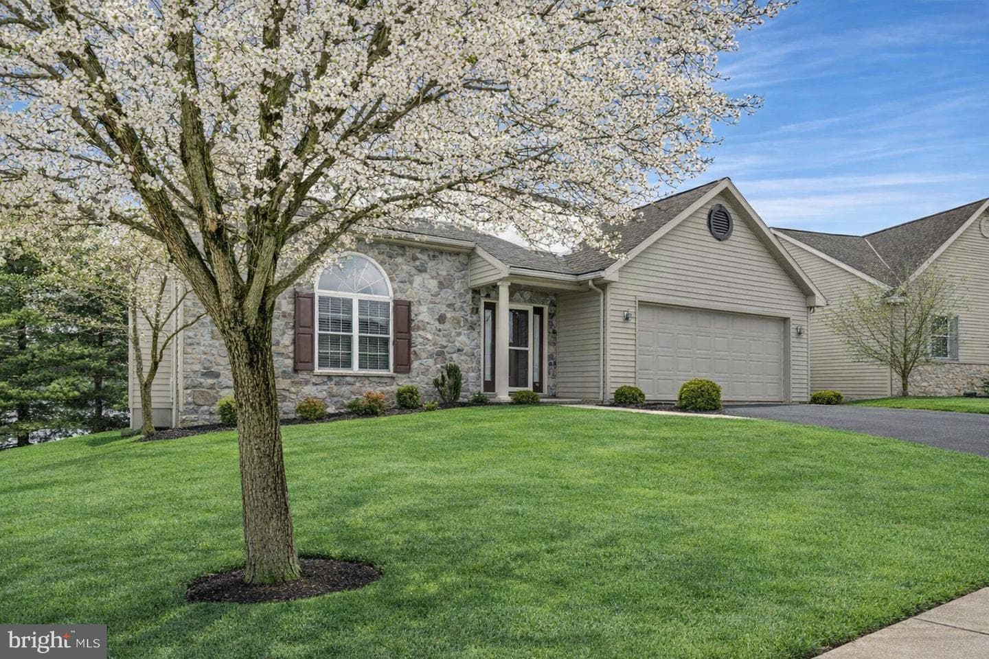 110 S Cacoosing Drive