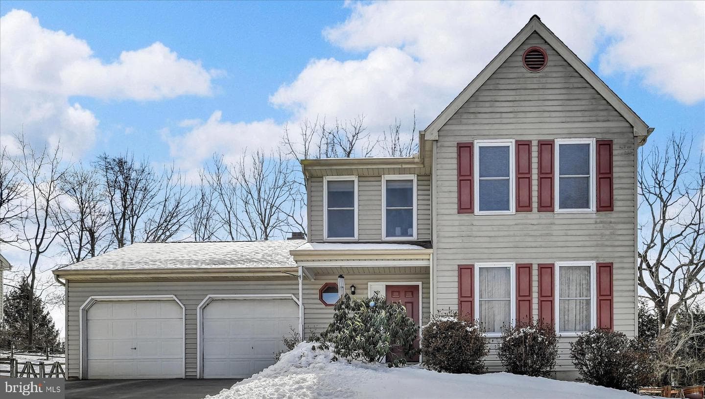 39 Fox Glove Lane photo 1