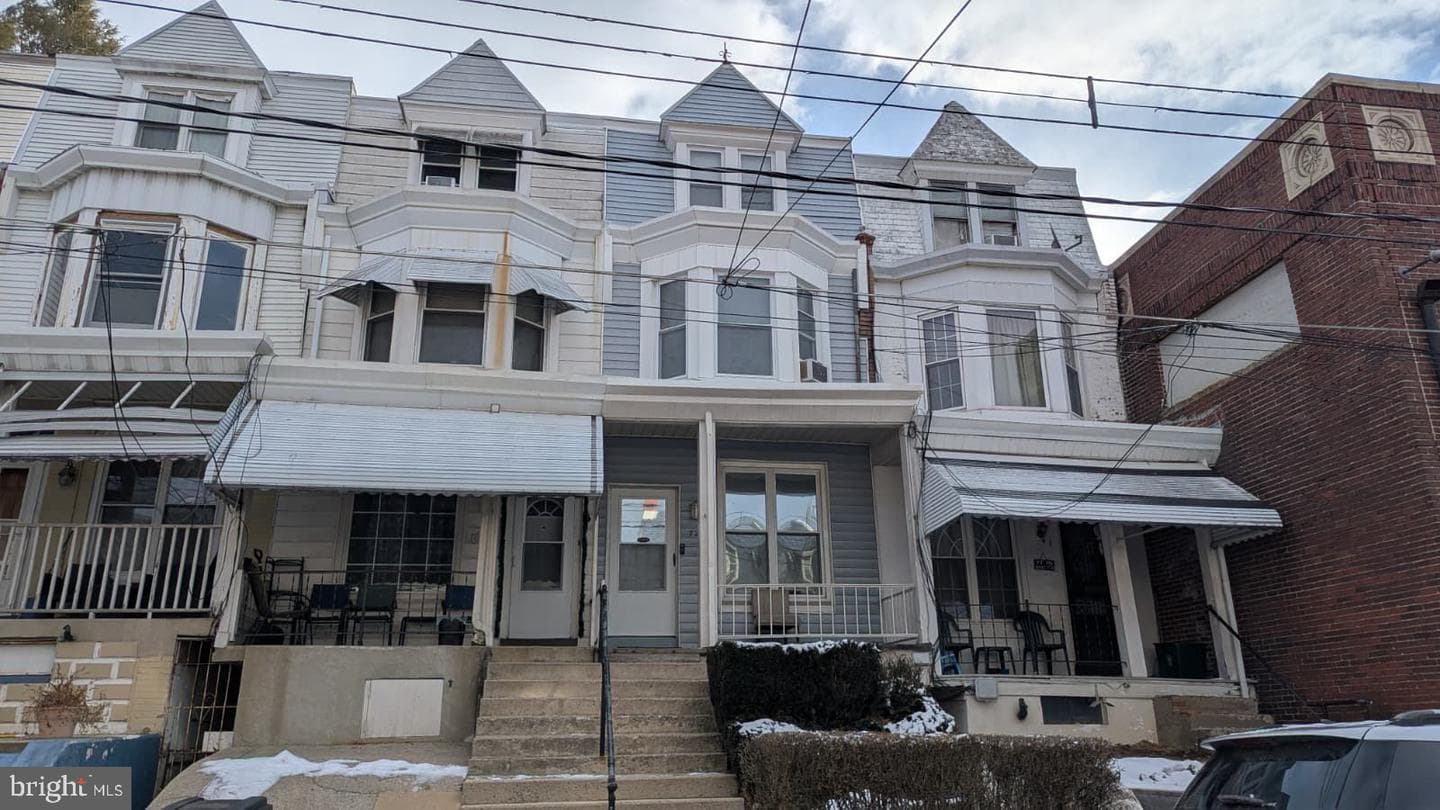723 Thorn Street photo 1
