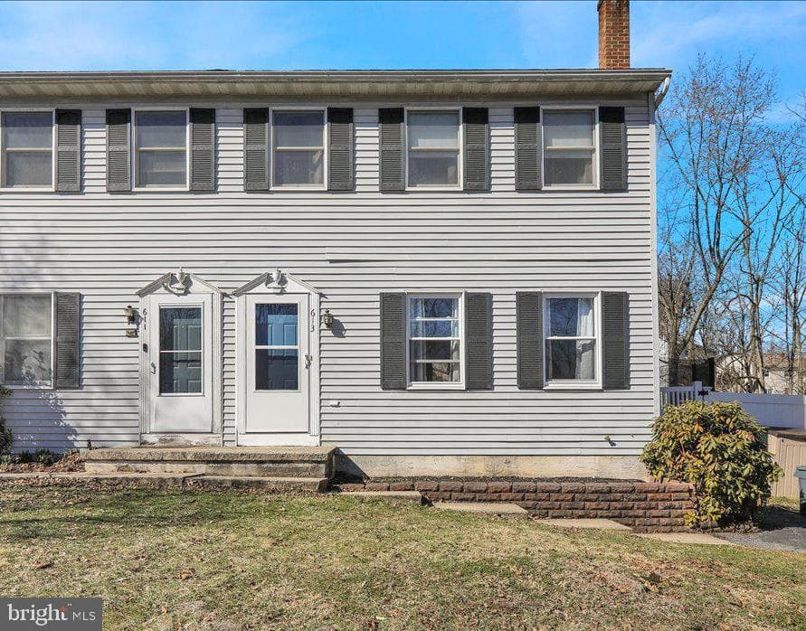 613 Leininger Avenue photo 1