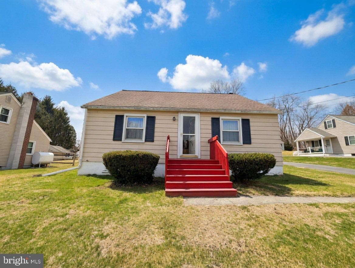 42 Groff Road photo 1