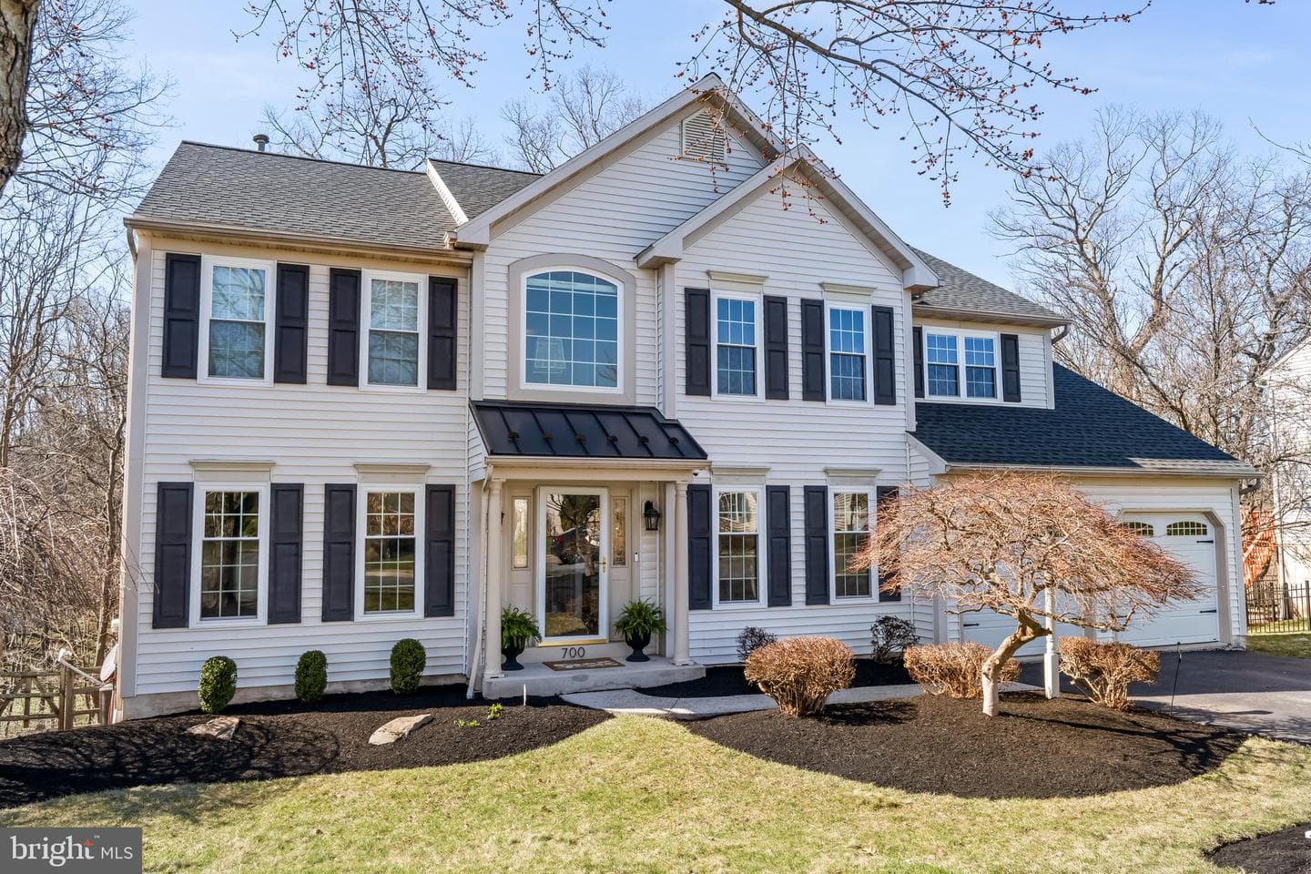 700 Ridge Drive photo 1
