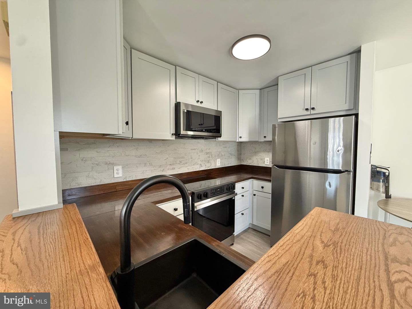 1334 Wyomissing photo 1