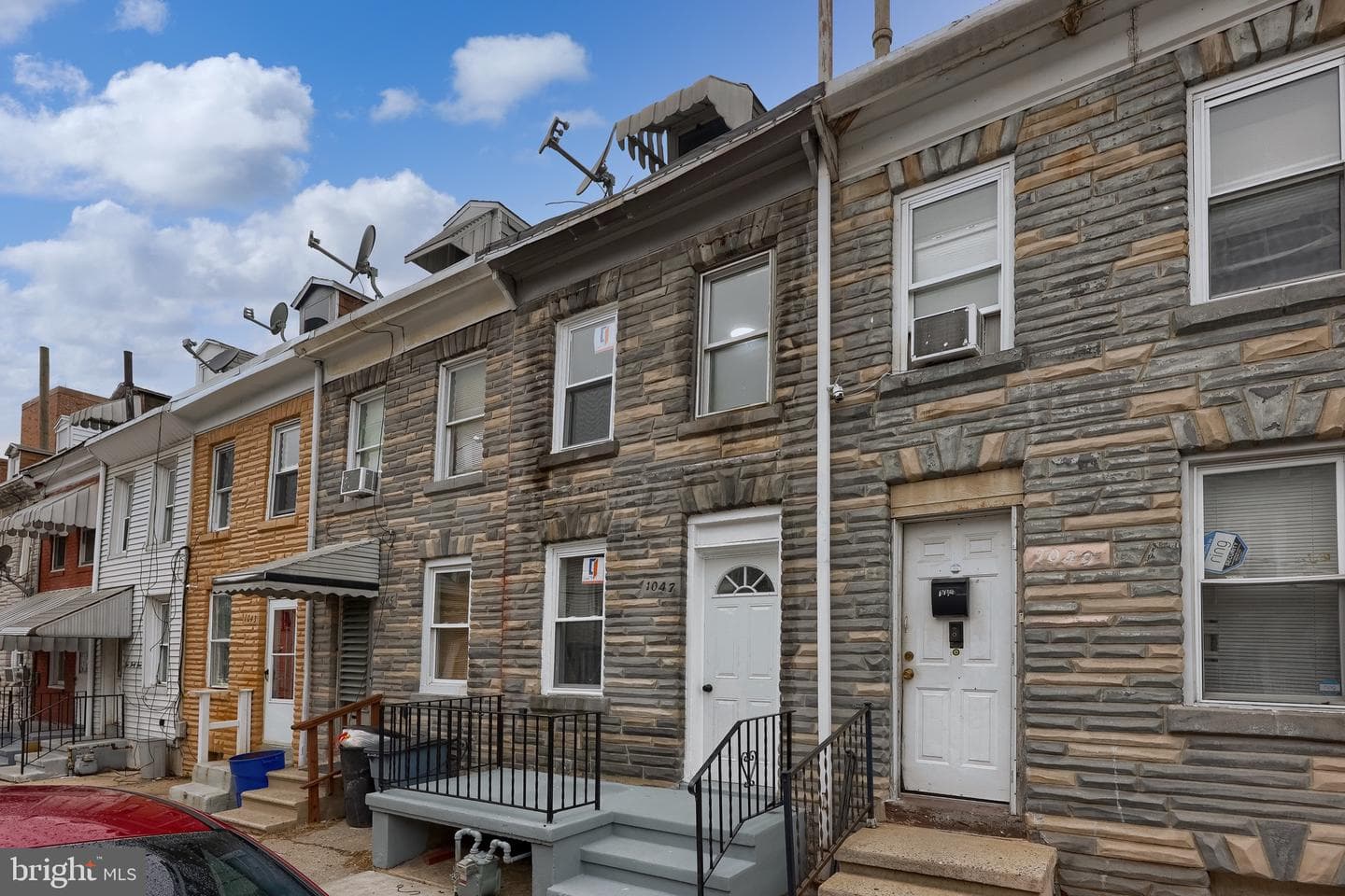 1047 Muhlenberg Street