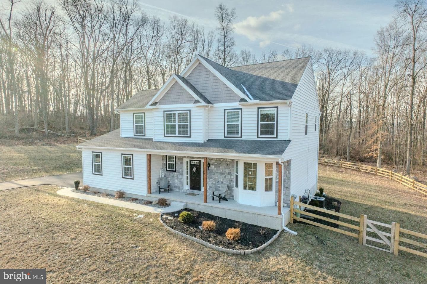 318 Douglass Drive photo 1
