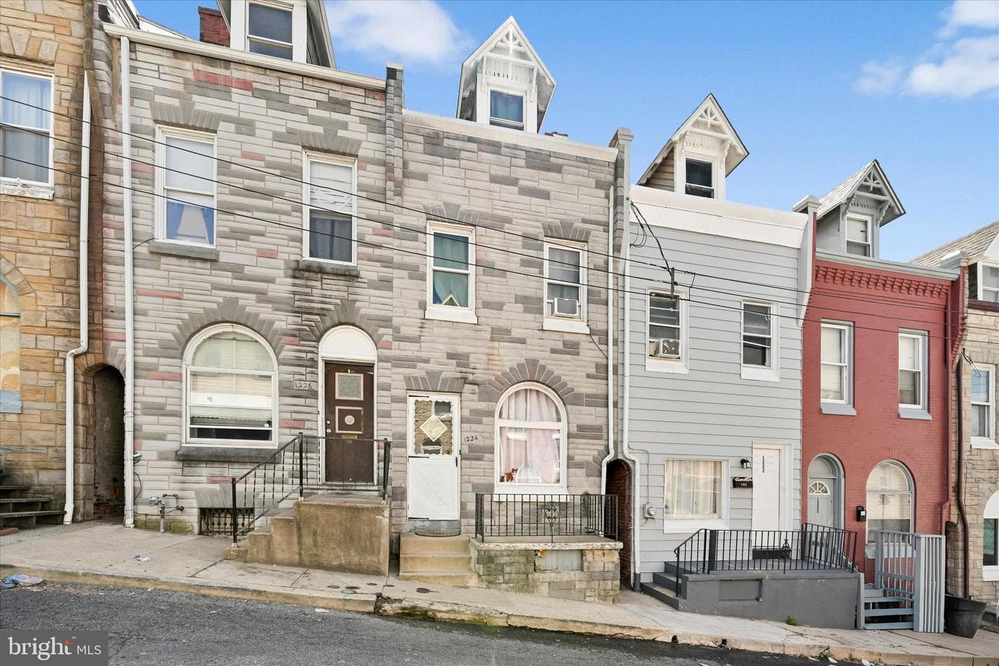 1224 Fidelity Street photo 1