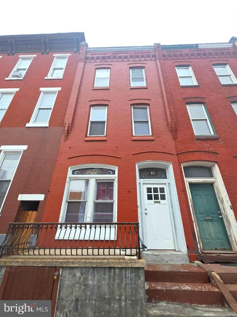 21 S 3rd Street
