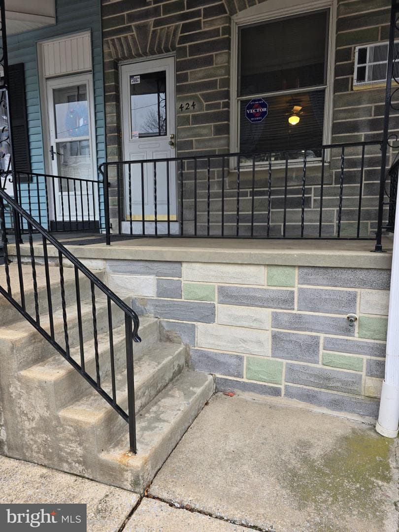 424 W Windsor Street