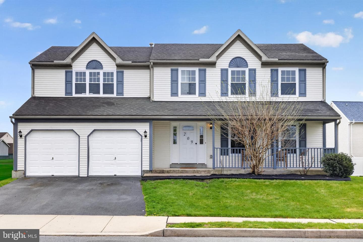 209 N Sandy Lane