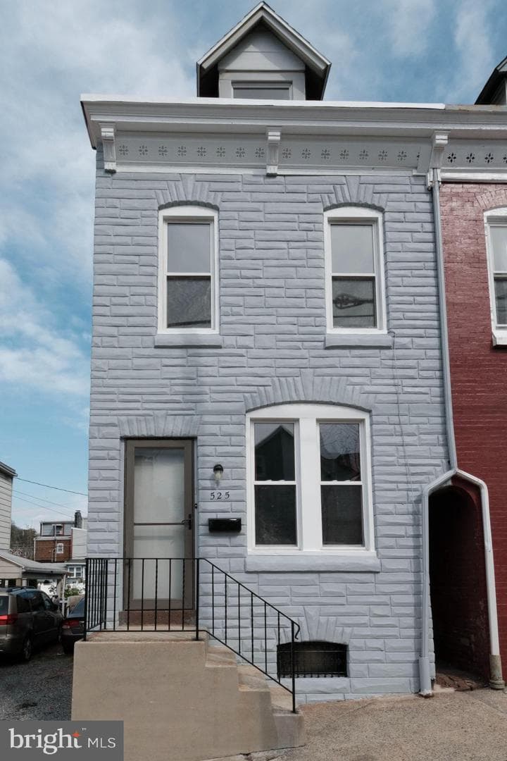 525 S 18th Street photo 1
