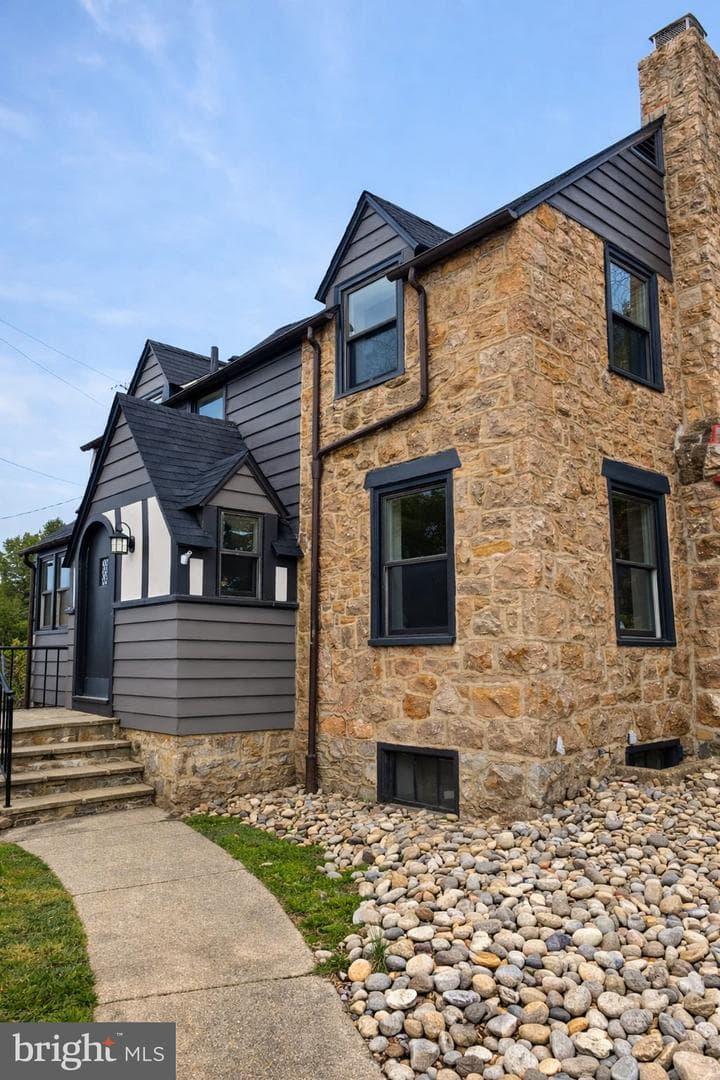 103 N 27th Street