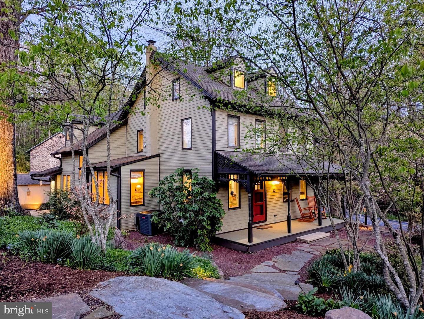 63 Hampshire photo 1