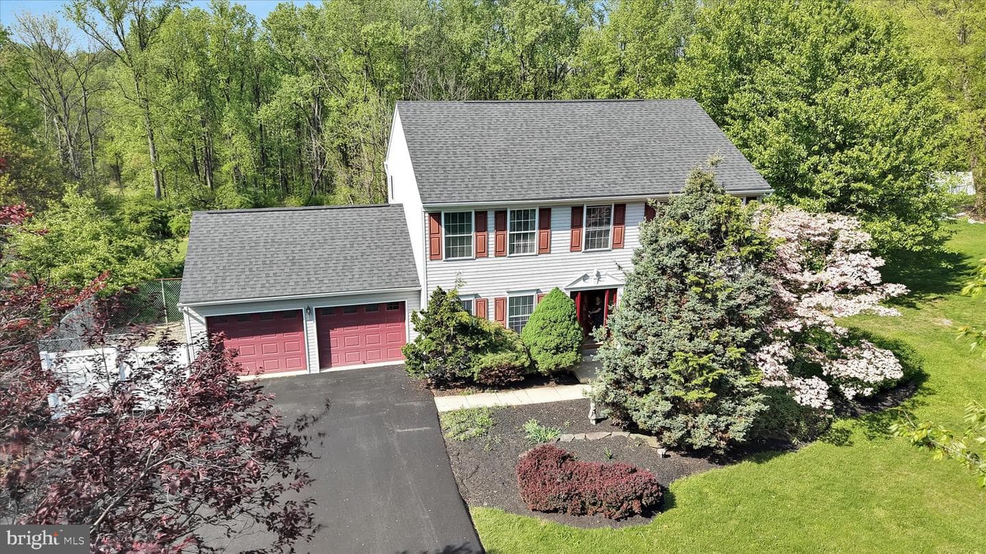 20 Maple Shade Lane photo 1