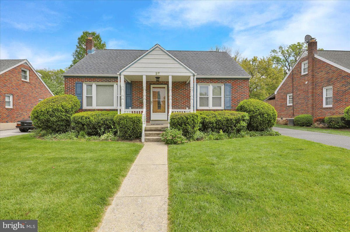 27 Woodland Road