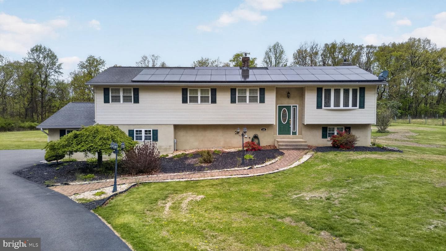 158 Saint Peters Road photo 1