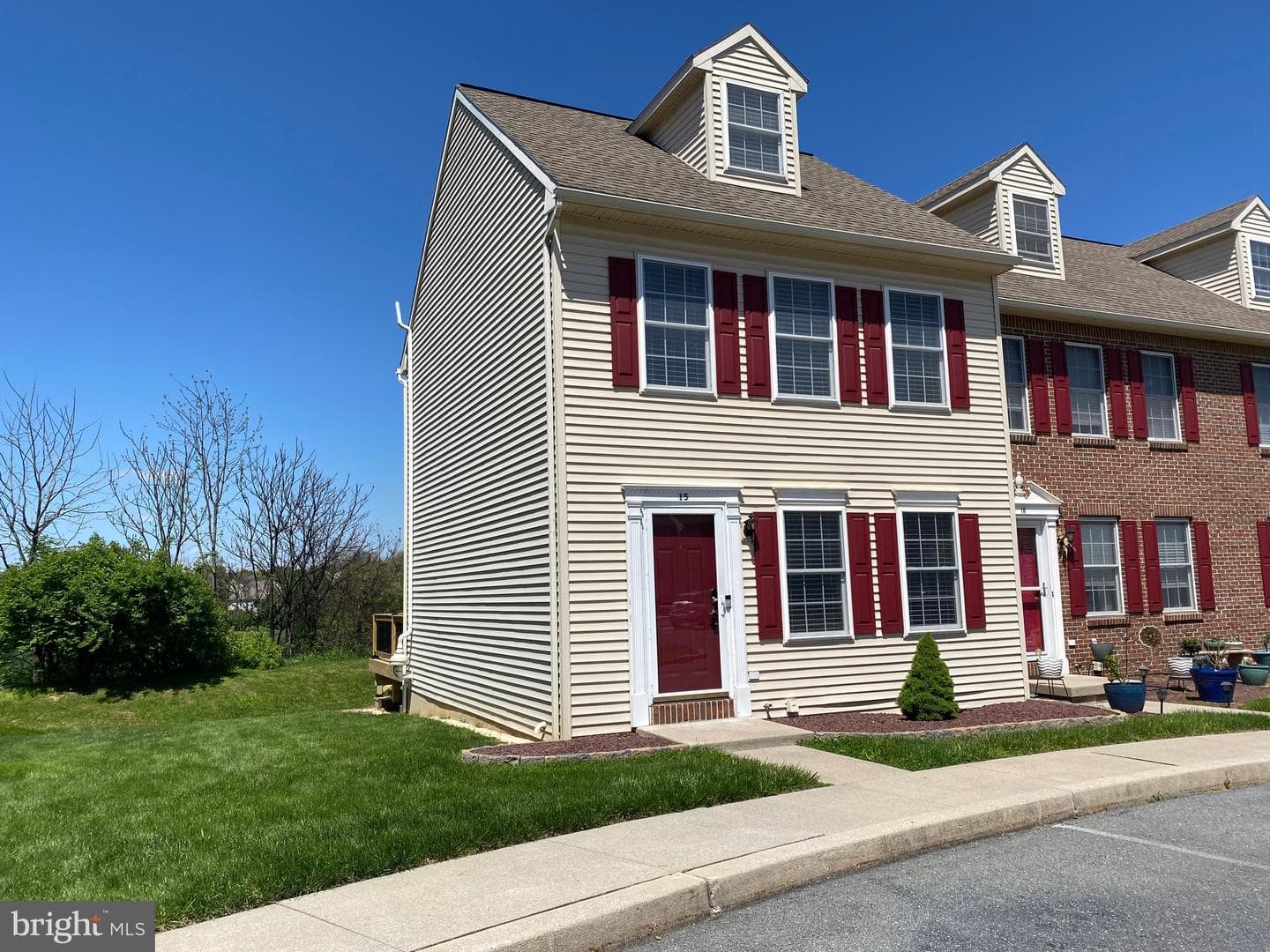 15 Weiser Court
