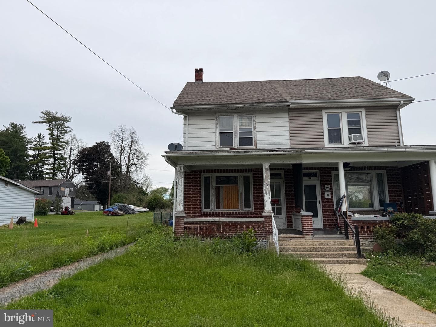 37 E Jefferson Street