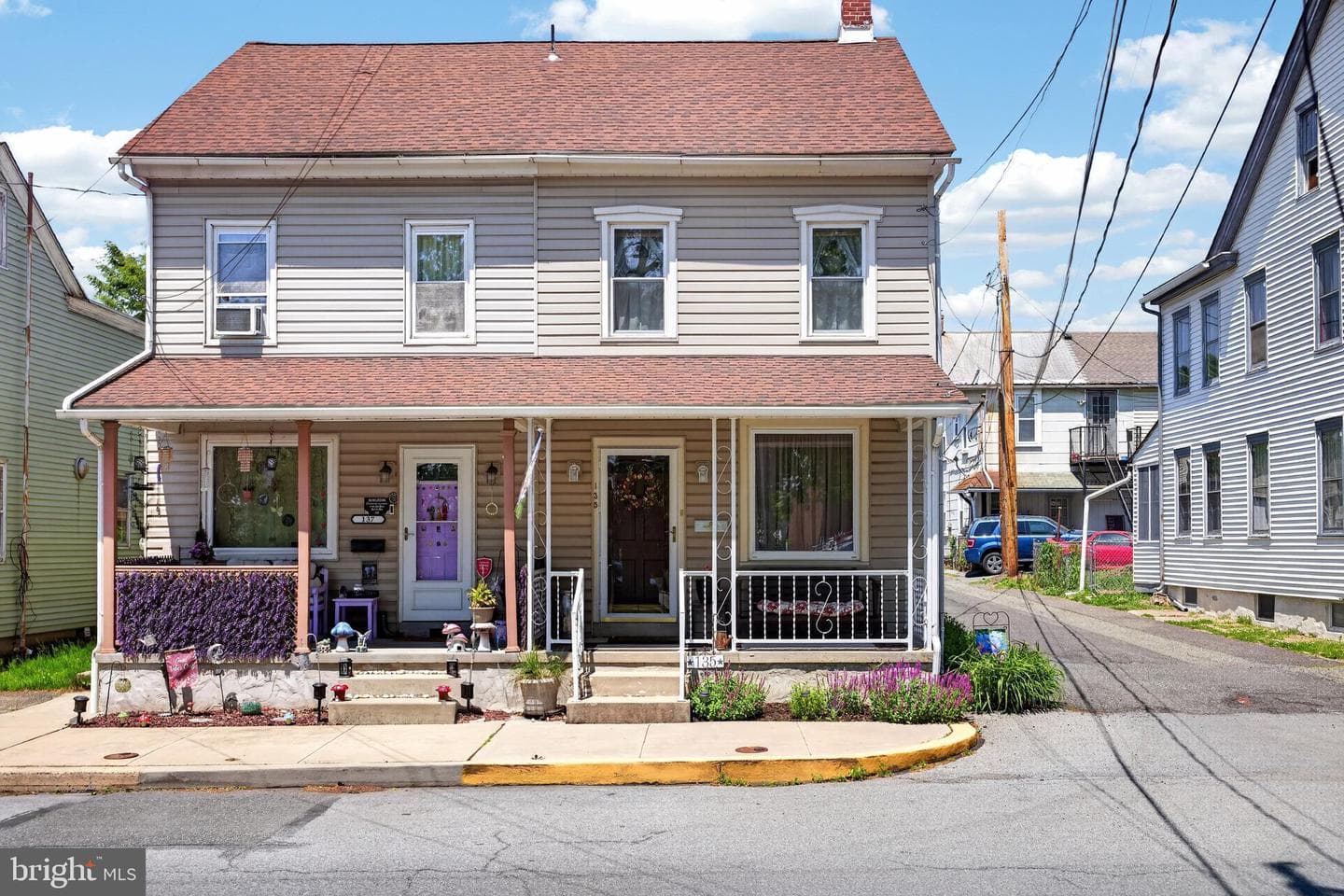 135 S Washington Street photo 1