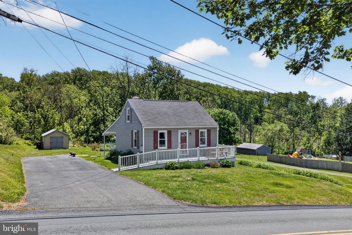 905 Englesville Hill Road photo 1