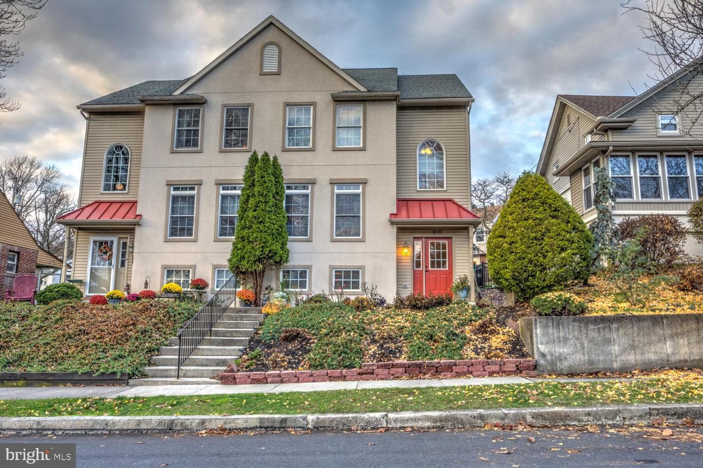 2111 Fairview Street