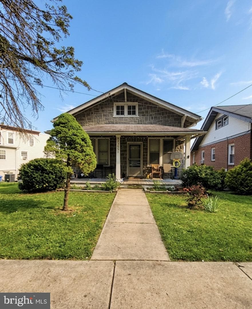 2551 Fairview Avenue