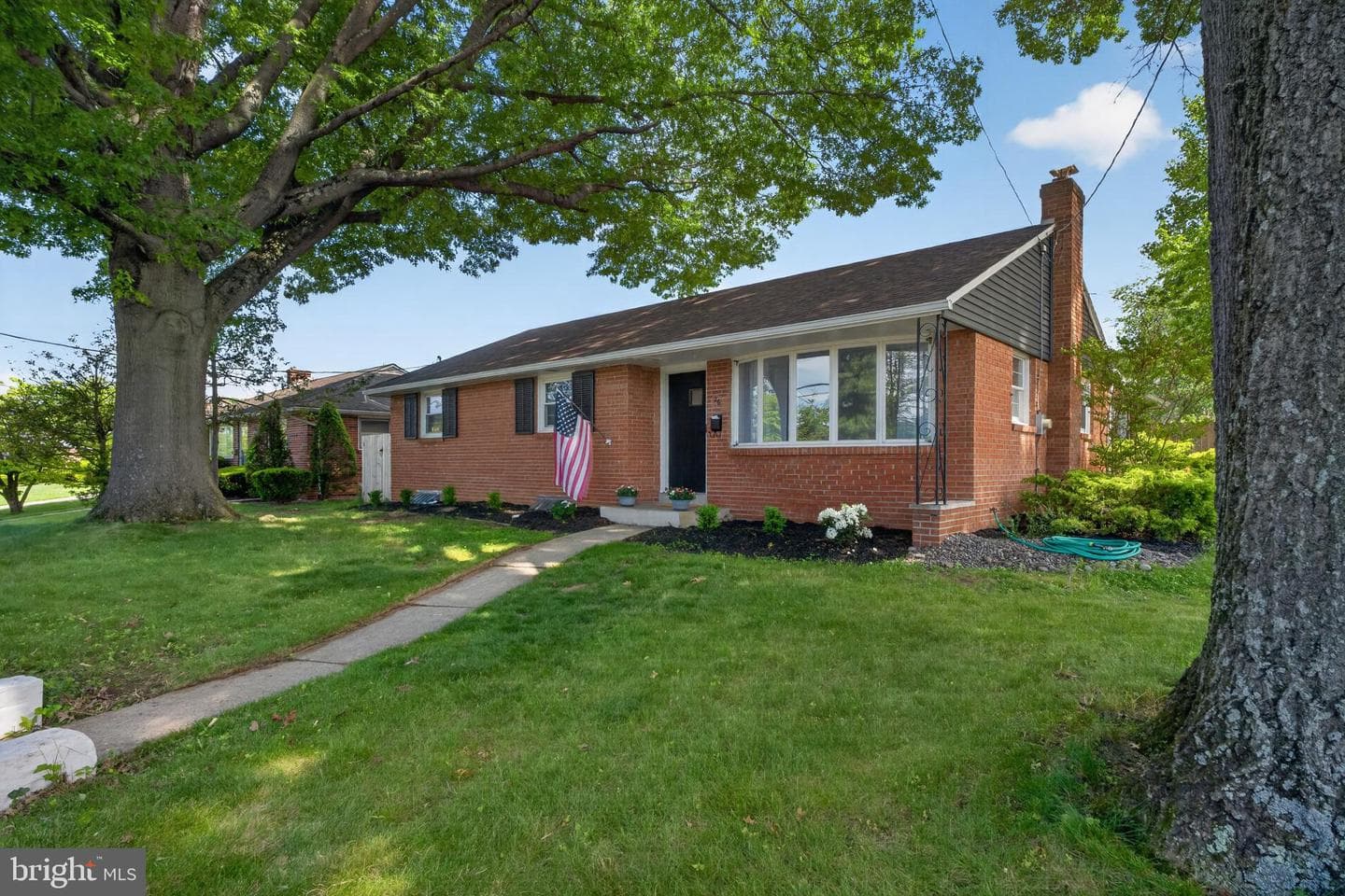 26 E Cedar Street