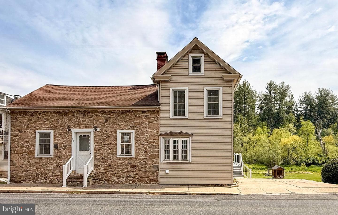 89 Race Street